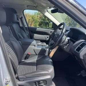 2021 Land Rover Discovery SE VAT Q 5 SEATS Car Derived Van Diesel Automatic - Image 7