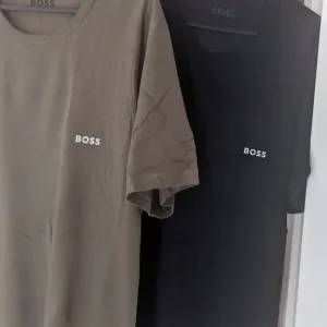 Boss 3 pack of UK L slim fit t-shirts - Image 3