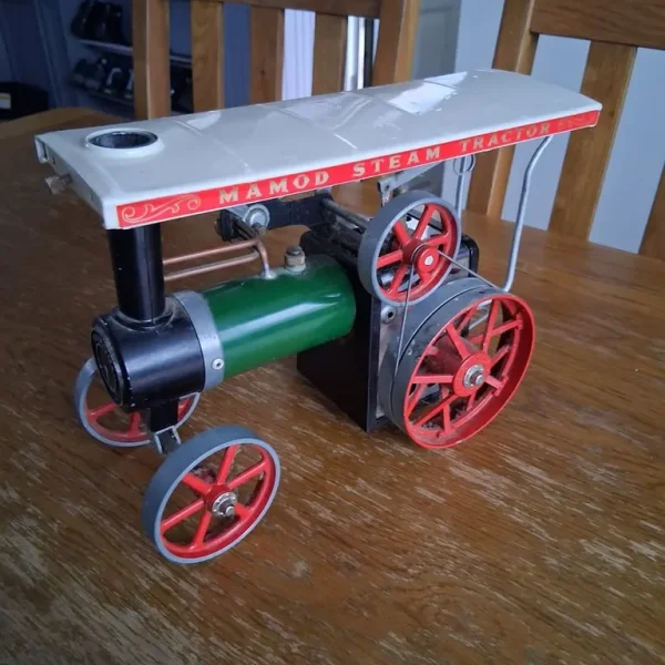 Mamod steam tractor