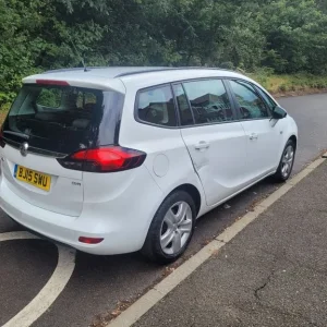 Vauxhall, ZAFIRA, MPV, 2015, Manual, 1956 (cc), 5 doors - Image 2