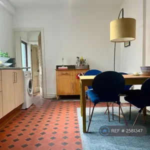 1 bedroom flat in Moorland Rd, Cardiff, CF24 (1 bed) (#2581347) - Image 8