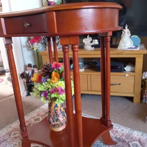 Lovely condition beautiful kidney shaped mahogany table withdrawals - Image 7