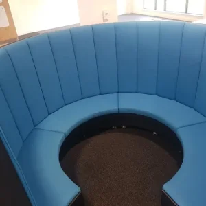 8-10 Seater Black-Blue Contrast Office High Back Meeting acoustic meeting booth Pod on castor - Image 8