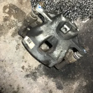 2020 Toyota Corolla estate of front calipur - Image 5