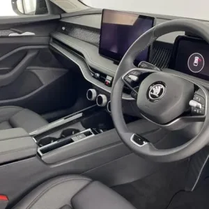 2024 Skoda Superb Estate SE L 1.5 TSI e-TEC 150 PS DSG Automatic Estate Hybrid Automatic - Image 7