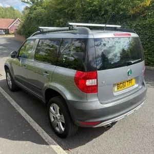 Skoda, YETI, Hatchback, 2011, Manual, 1390 (cc), 5 doors - Image 5