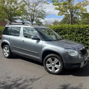 Skoda, YETI, Hatchback, 2011, Manual, 1390 (cc), 5 doors