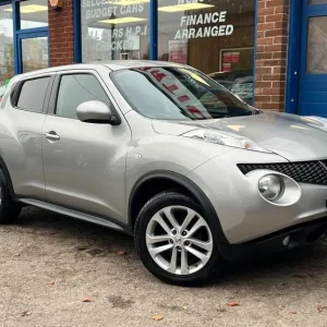 2012 Nissan Juke 1.5 dCi Acenta 5dr [Premium Pack] HATCHBACK Diesel Manual - Image 3