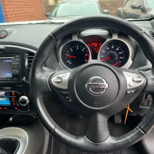 2012 Nissan Juke 1.5 dCi Acenta 5dr [Premium Pack] HATCHBACK Diesel Manual - Image 7