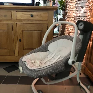 Joie 2 in 1 swing and rocker - Image 2