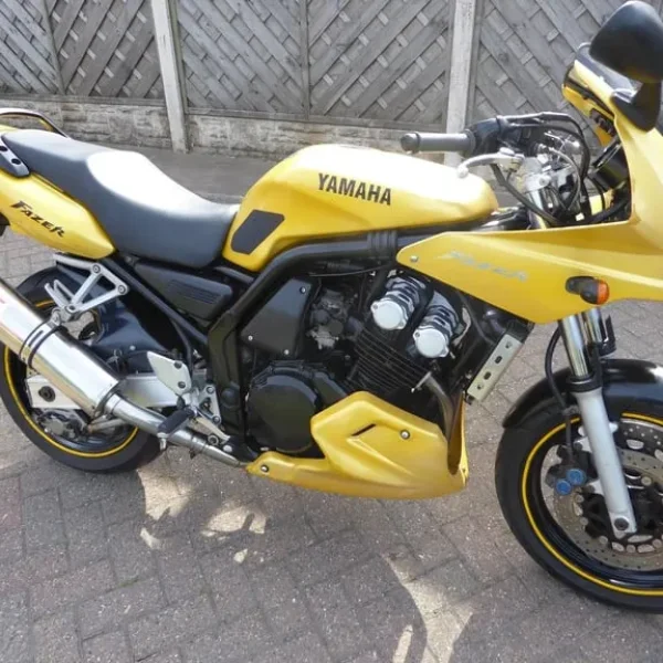 YAMAHA FAZER 600 T REG 1 YEARS MOT