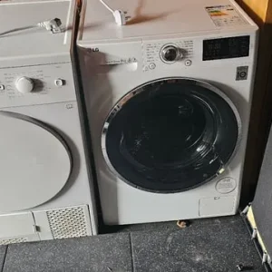 Washer, dryer and chest freezer - Image 3