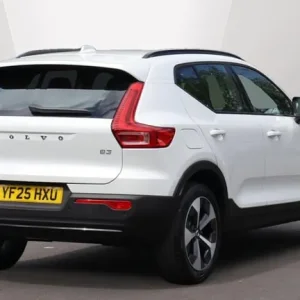 2025 Volvo XC40 2.0 B3P Plus Dark 5dr Auto ESTATE PETROL Automatic - Image 2