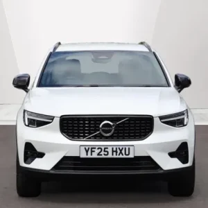 2025 Volvo XC40 2.0 B3P Plus Dark 5dr Auto ESTATE PETROL Automatic - Image 8