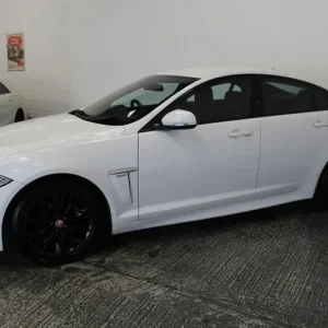 JAGUAR XF 2.2 d R-Sport White Auto Diesel 2014 - Image 5