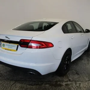 JAGUAR XF 2.2 d R-Sport White Auto Diesel 2014 - Image 8