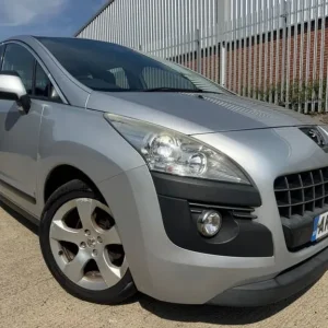 2012 62 PEUGEOT 3008 ACTIVE 1.6 HDI DIESEL*LOVELY CONDITION* 2 LADY OWNERS* - Image 3