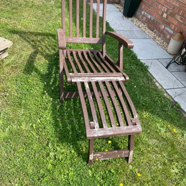 FOR SALE PRELOVED GARDEN LOUNGER /STEAMER .