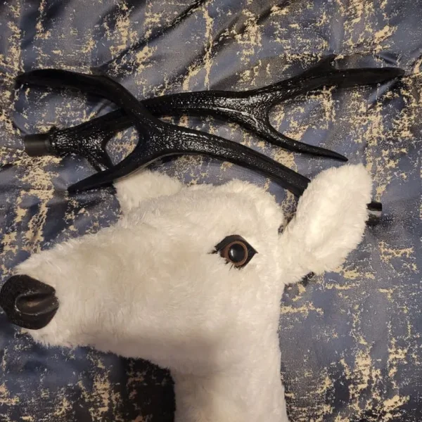 Ornamental deer head/reindeer