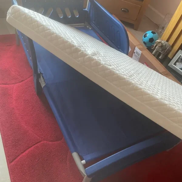 Toddlers bed