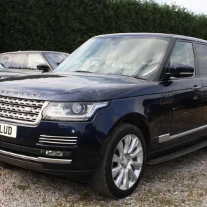 2014 Land Rover Range Rover 4.4 SDV8 Autobiography 4dr Auto ESTATE DIESEL Automatic - Image 4