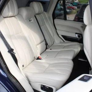 2014 Land Rover Range Rover 4.4 SDV8 Autobiography 4dr Auto ESTATE DIESEL Automatic - Image 8