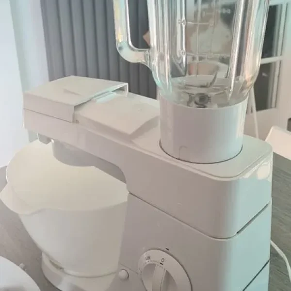 Kenwood Chef KM200 mixer with blender