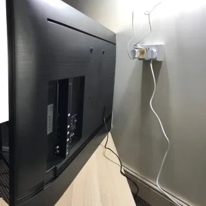 SAMSUNG 50 inch Smart supper slim 4K UHD HDR QLED TV with Bixby & Alexa, 2024 model - Image 6