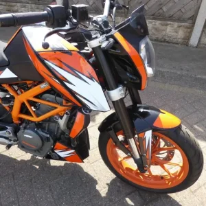 KTM DUKE 390 16 REG LOW MILES - Image 5