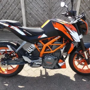 KTM DUKE 390 16 REG LOW MILES - Image 8
