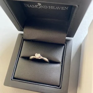 18ct White gold heart diamond ring - Image 4