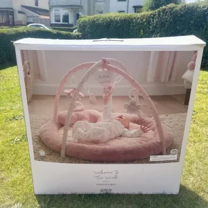 Mamas and papas welcome to the world playmat and tummy time roll - Image 4