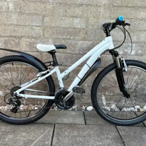 Skye S Crystal White Trek Bike - Image 3