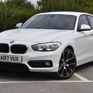 2017 BMW 1 Series 116d Sport 5dr [Nav] HATCHBACK Diesel Manual - Image 2
