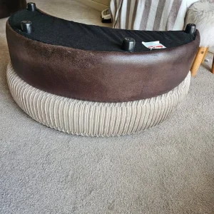 Half moon foot stool/seat - Image 4