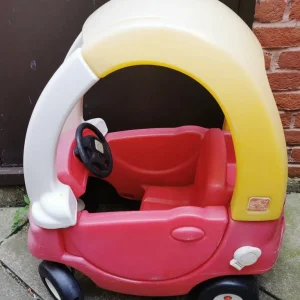 STEP 2 LITTLE TIKES COZY COUPE RIDE IN COUPE CAR - Image 7