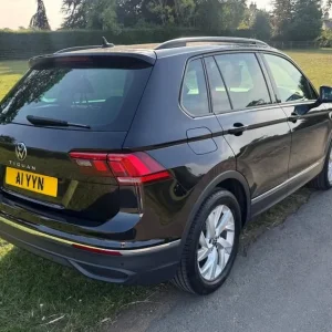 VOLKSWAGEN TIGUAN 1.5 TSI Life 2021 - Image 7