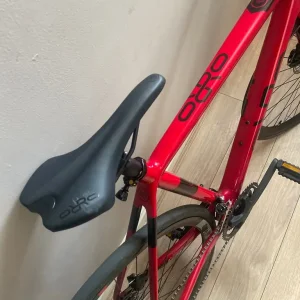 Orro Gold Evo Carbon Road Bike 2022 Large Shimano 105 (barely ridden) - Image 2