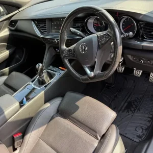 Vauxhall, INSIGNIA, Hatchback, 2020, Manual, 1490 (cc), 5 doors - Image 5