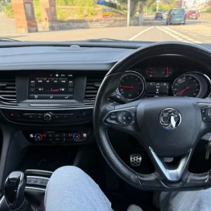 Vauxhall, INSIGNIA, Hatchback, 2020, Manual, 1490 (cc), 5 doors - Image 8