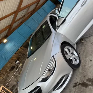 Vauxhall, INSIGNIA, Hatchback, 2020, Manual, 1490 (cc), 5 doors