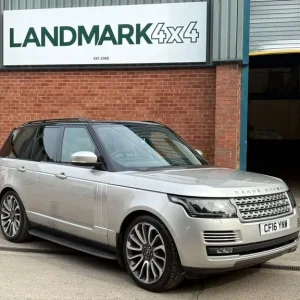 2016 Land Rover Range Rover 3.0 TD V6 Autobiography Auto 4WD Euro 6 (s/s) 5dr ESTATE Diesel Autom... - Image 4