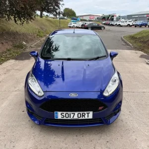2017 Ford Fiesta 1.6T EcoBoost ST-2 Euro 6 3dr HATCHBACK Petrol Manual - Image 4