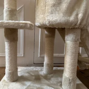 Cat Scratch Tree Tower Like New - Image 5