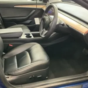 2022 Tesla Model 3 Saloon 4dr Electric Auto RWD (241 bhp) Saloon ELECTRIC Automatic - Image 5