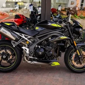 Triumph Speed Triple 1050 RS ! LOW MILES ! ARROWS ! STUNNING - Image 2