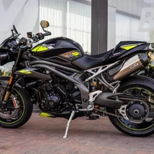 Triumph Speed Triple 1050 RS ! LOW MILES ! ARROWS ! STUNNING - Image 6