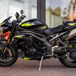 Triumph Speed Triple 1050 RS ! LOW MILES ! ARROWS ! STUNNING - Image 7