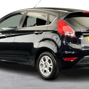 2013 Ford Fiesta 1.6 TDCi Titanium ECOnetic 5dr ++ 20 TAX / 8 SERVICES / 85 MPG ++ HATCHBACK Dies... - Image 2