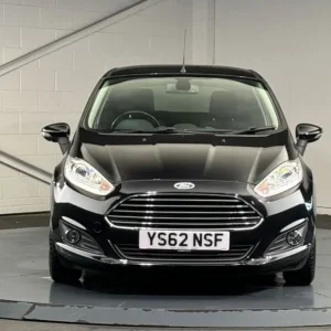 2013 Ford Fiesta 1.6 TDCi Titanium ECOnetic 5dr ++ 20 TAX / 8 SERVICES / 85 MPG ++ HATCHBACK Dies... - Image 6